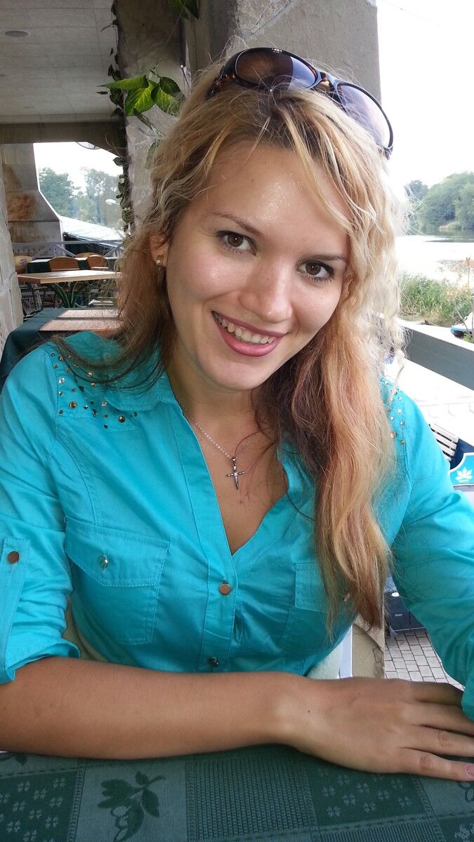  4198620  Lilly, 38 ,    