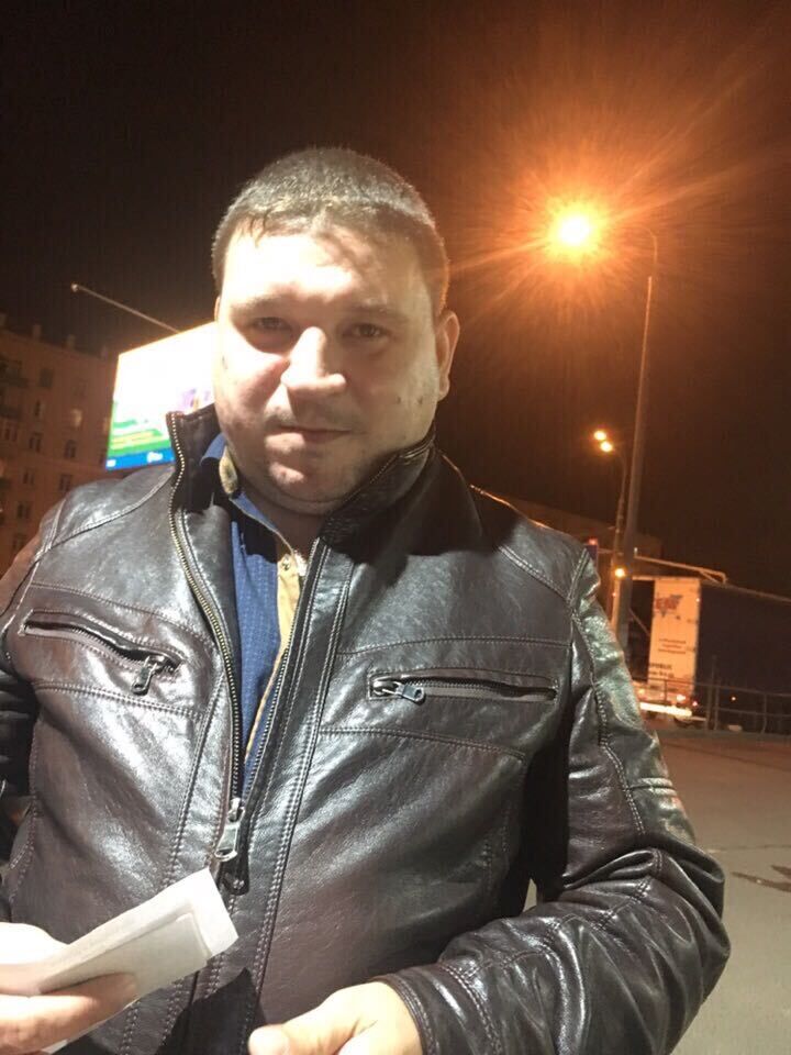  42215930  , 35 ,    