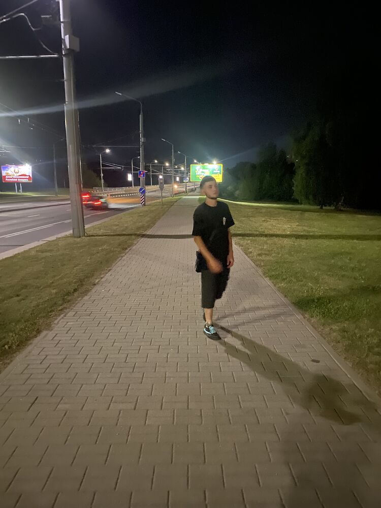  44329480  , 22 ,    