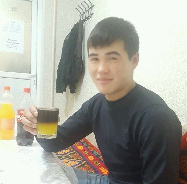  ,   Ruslan, 30 ,   