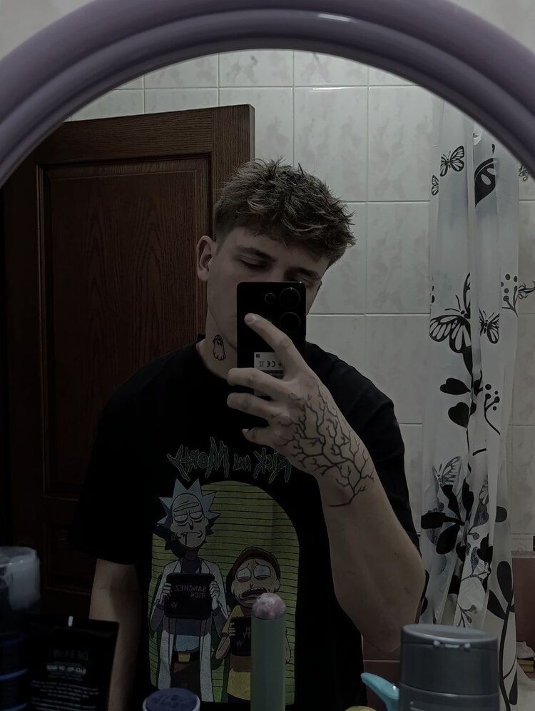 ���� 56112560 ����� Ҹ��, 22 ����, ���� ���������� � ��������