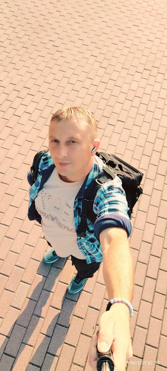  ,   Alexander, 39 ,   c 