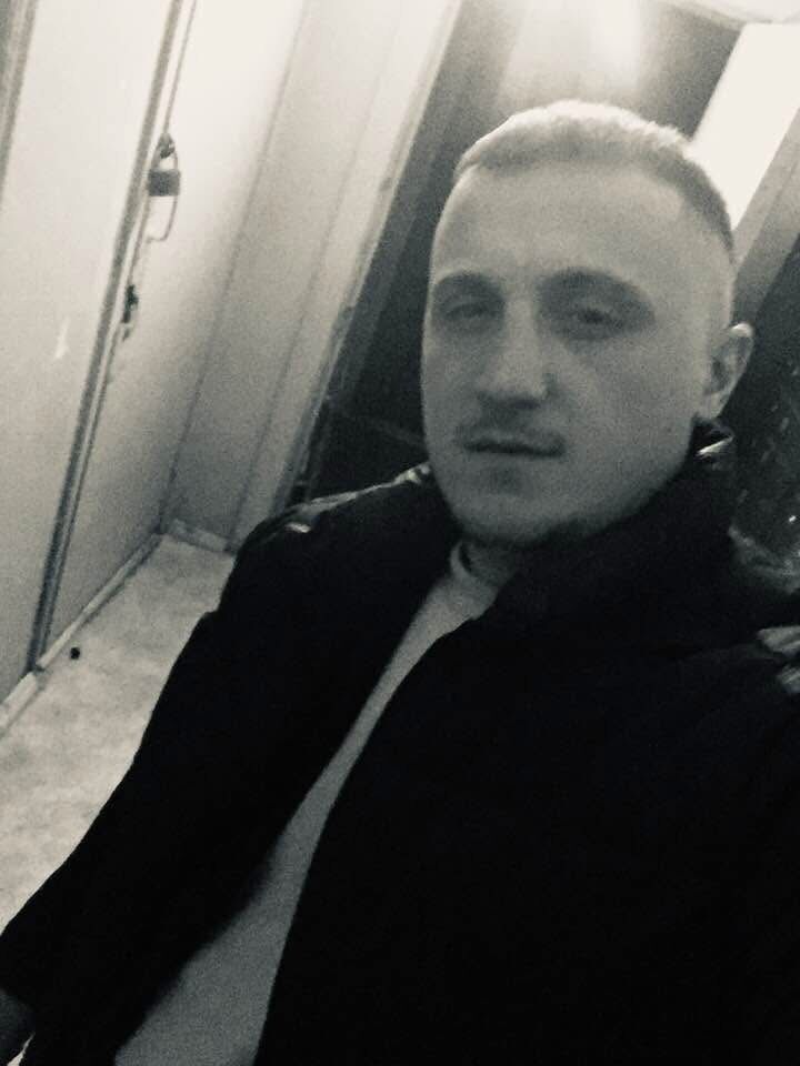  49028290  Vlad, 33 ,    