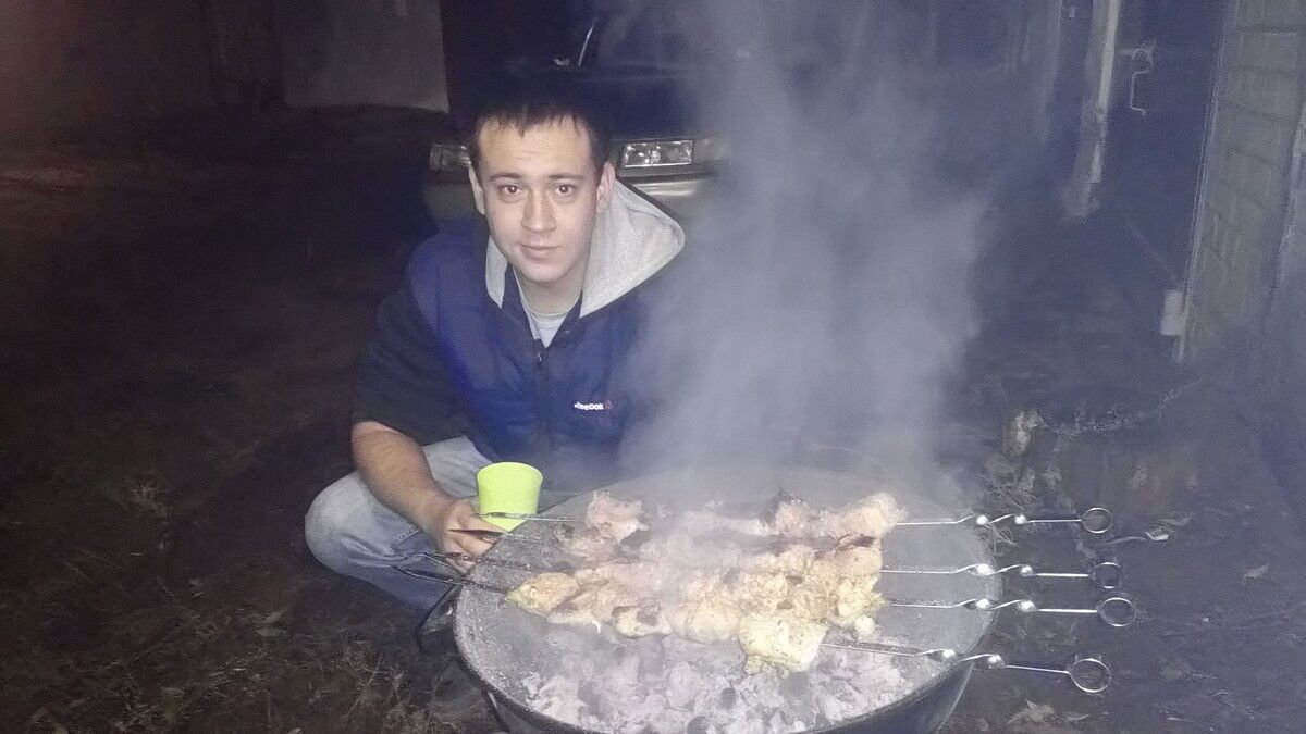  17456500  Alexsey, 40 ,    