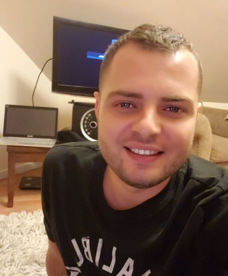  ,   Yaroslav, 33 ,   ,   , c 