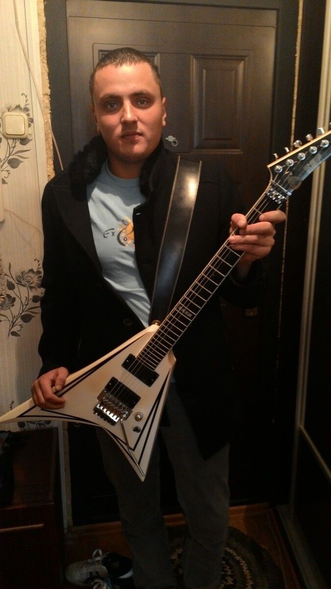  5515350  Andru, 36 ,    