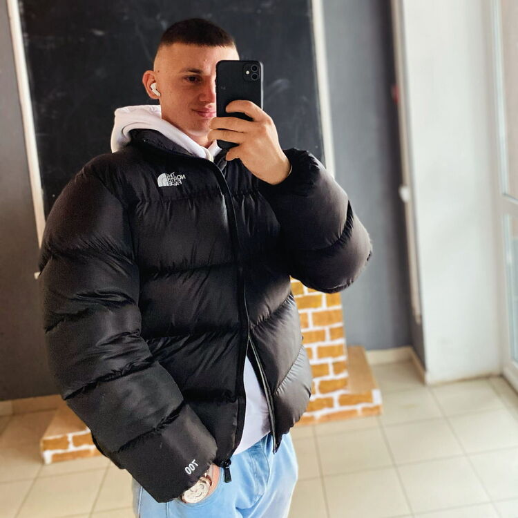 ,   Dumitru, 25 ,   ,   