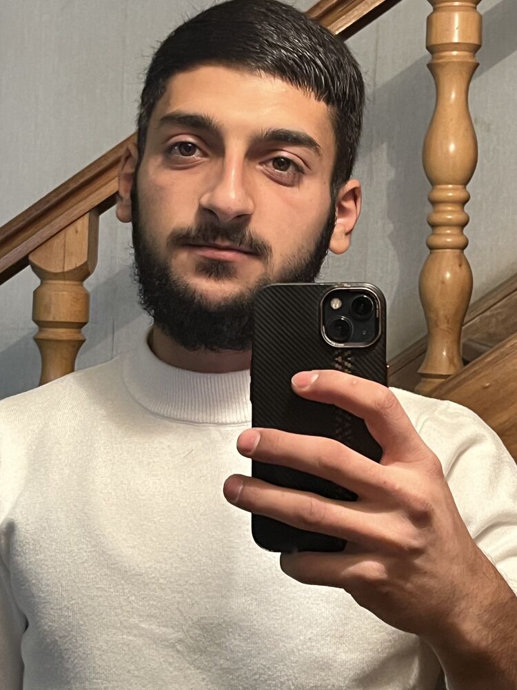  48218950  , 21 ,    