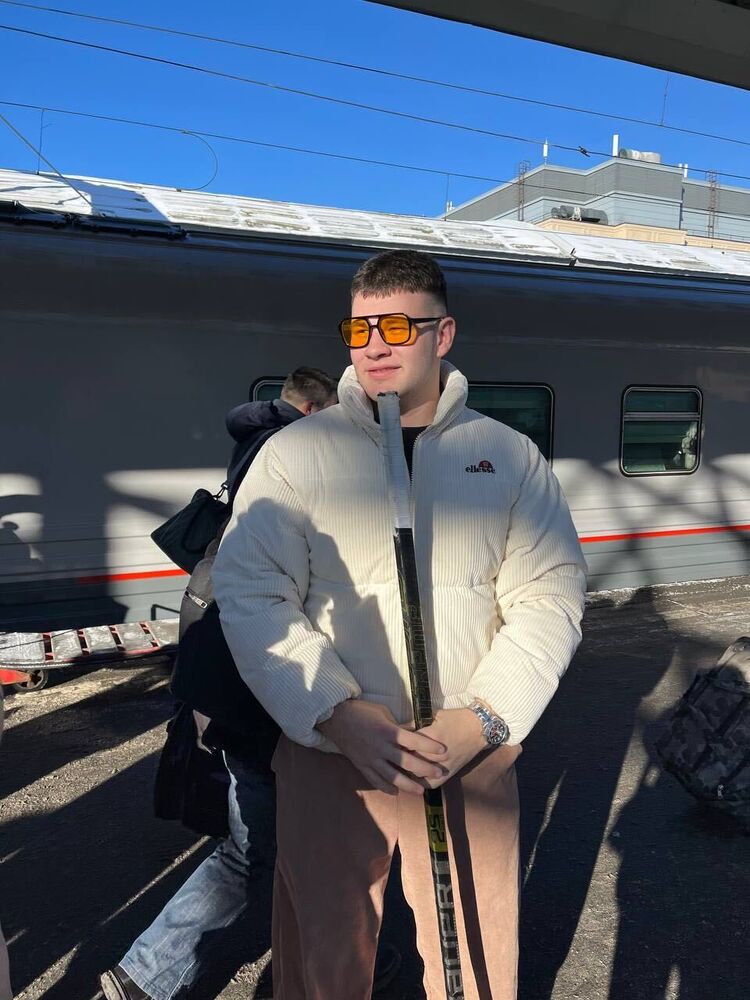  -,   Pavlik, 20 ,   