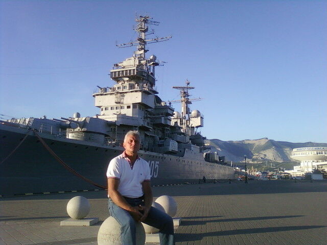  8806840  , 65 ,    