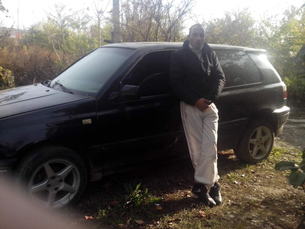  ,   Levon, 50 ,   ,   