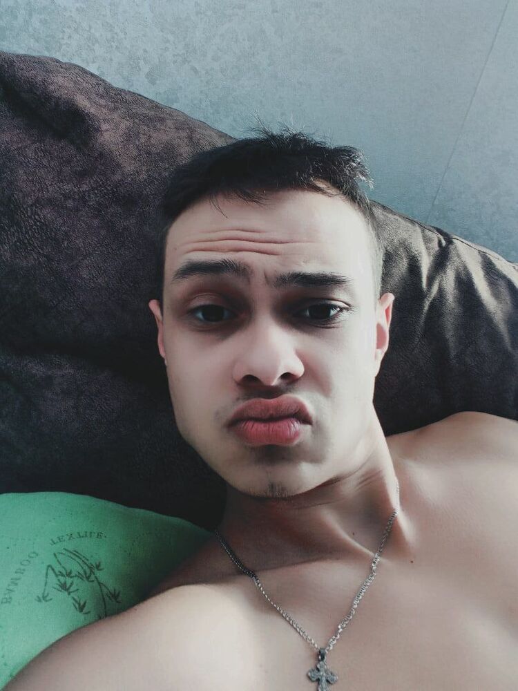 35940640  , 20 ,    