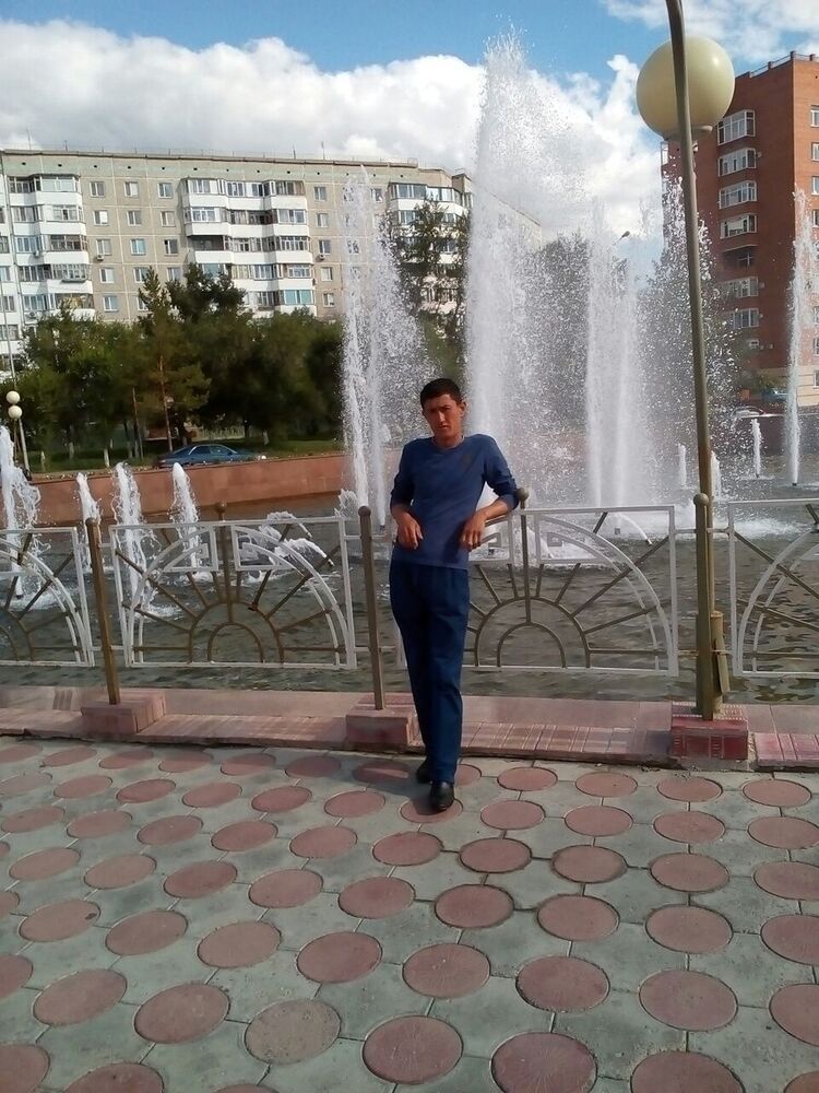  ,   Wadibekov, 45 ,   ,   , c 