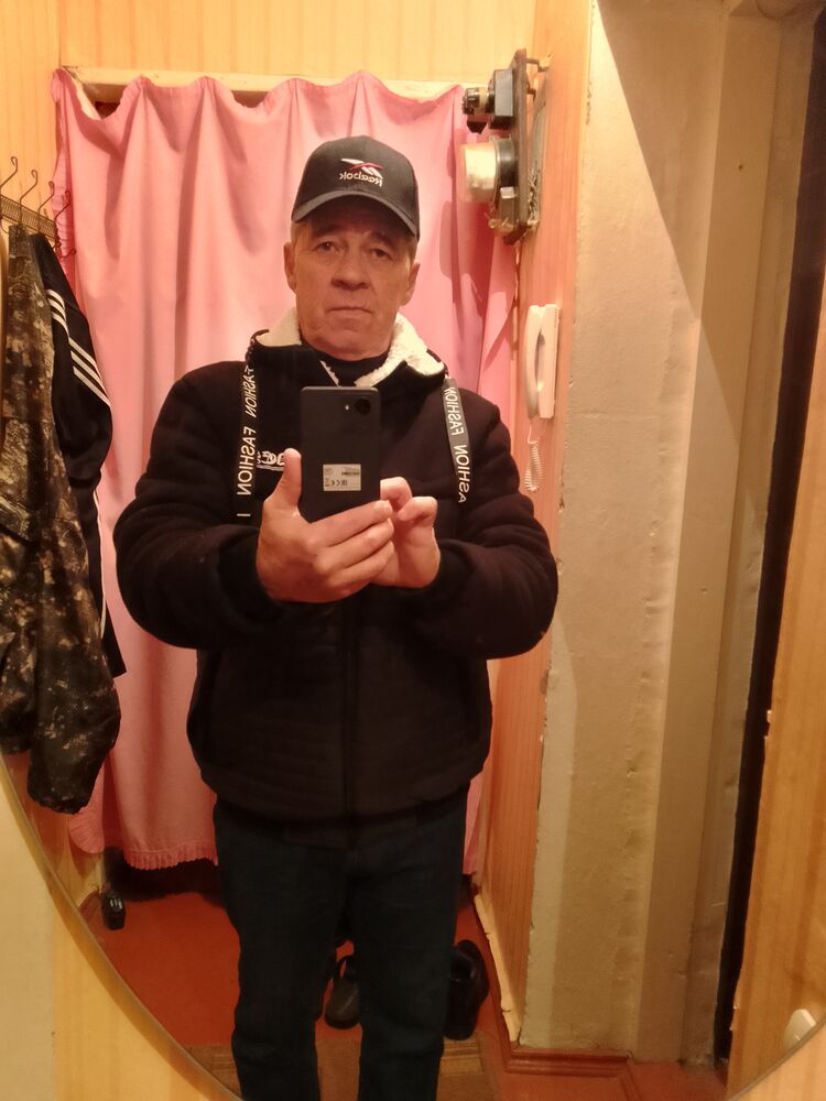  41701790  Vikto, 62 ,     