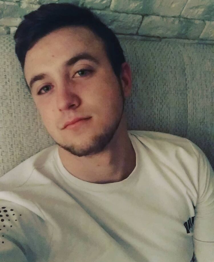  38272960  , 27 ,    