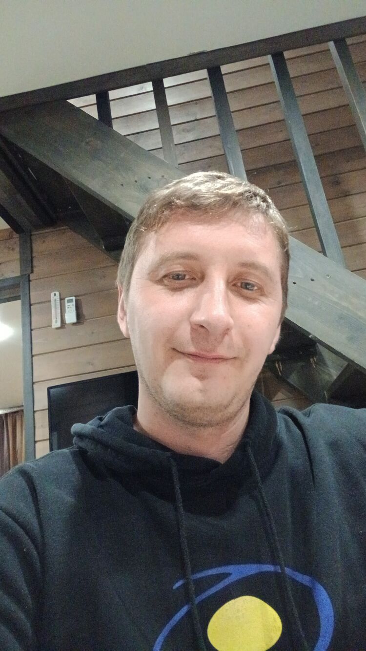  45747980  , 33 ,    