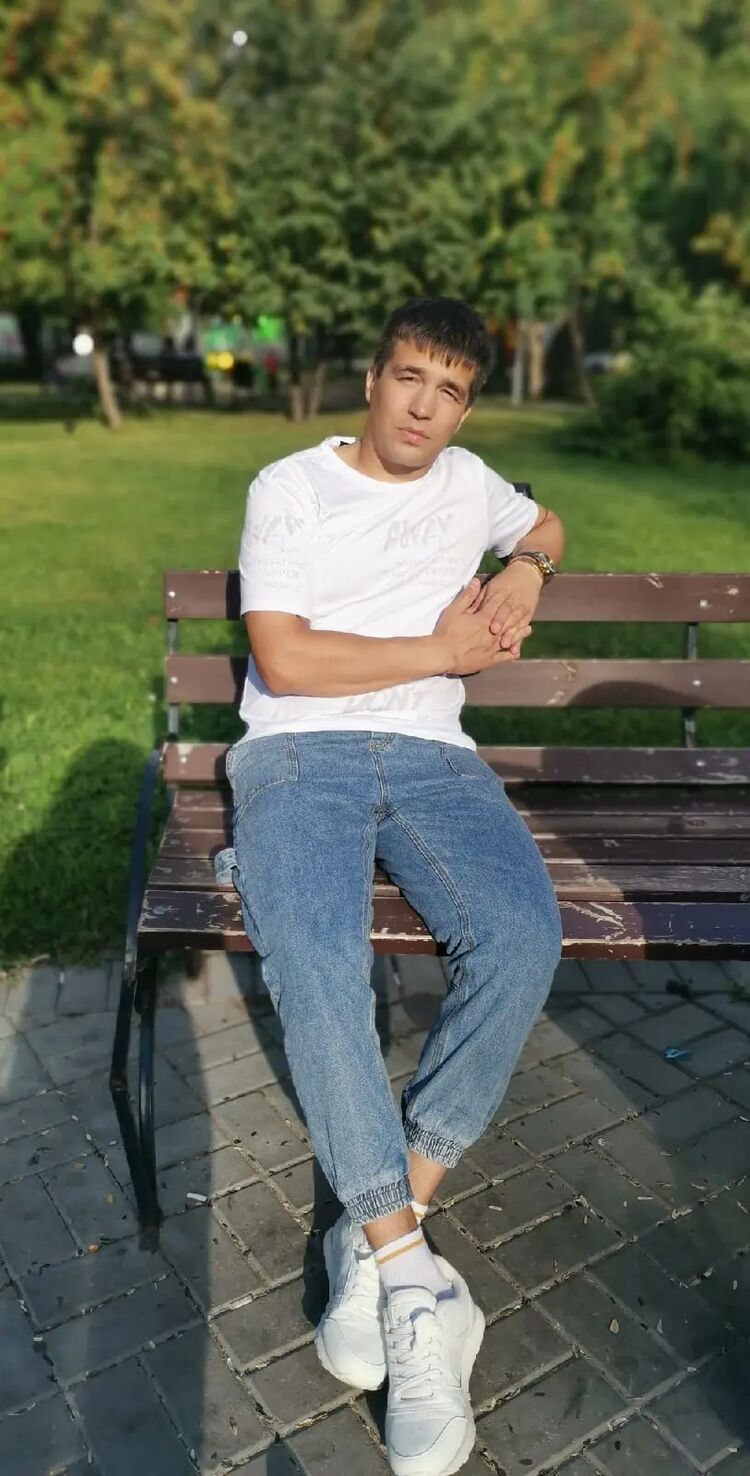  46609360  , 34 ,    