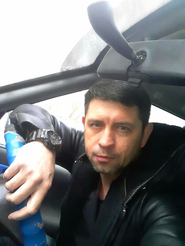  --,   , 40 ,     , c 
