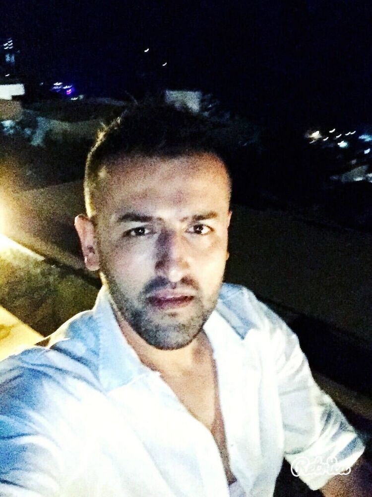  37392330  Yasin, 34 ,    