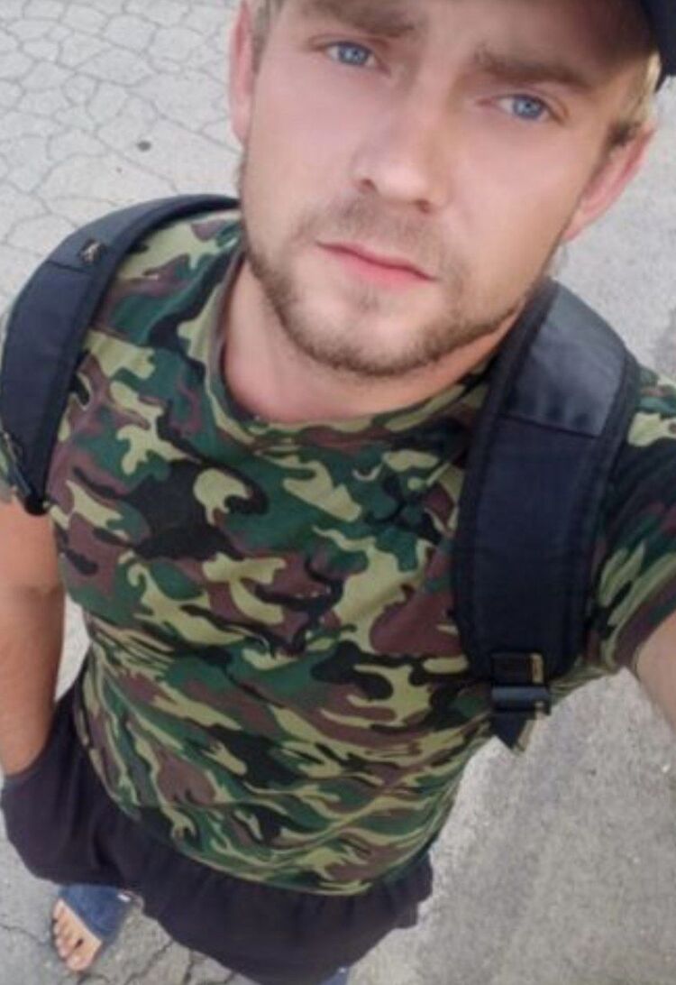  --,   , 27 ,   c 