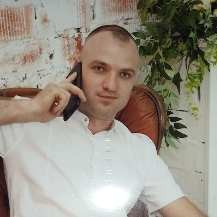  ,   Pavel, 33 ,     , c 