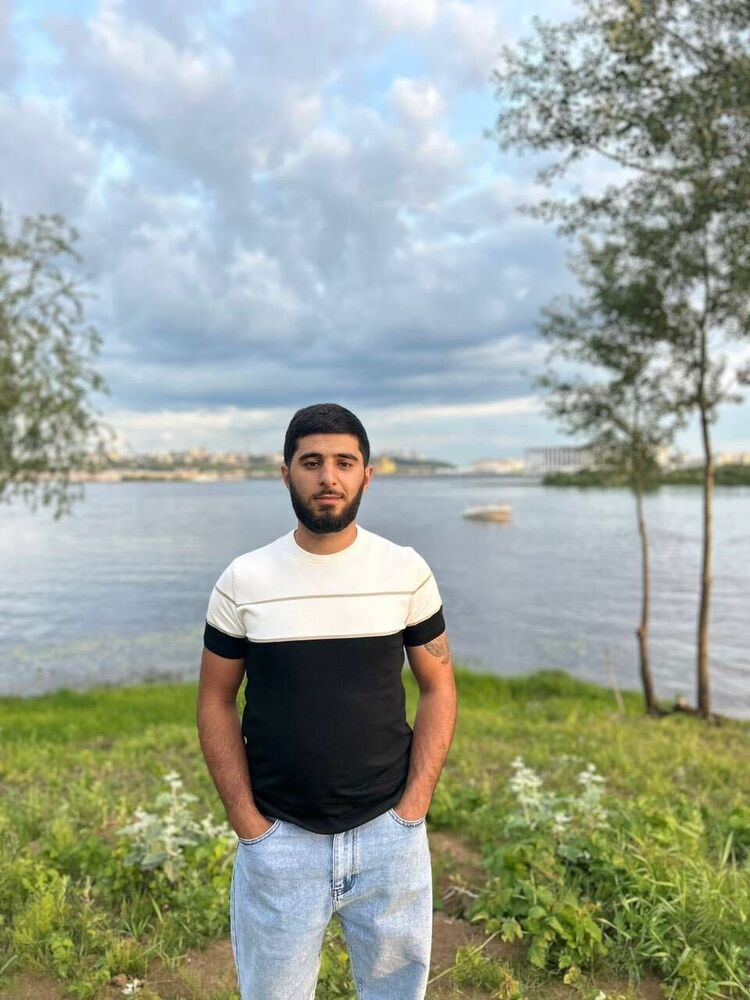   ,   Gevorg, 25 ,   ,   