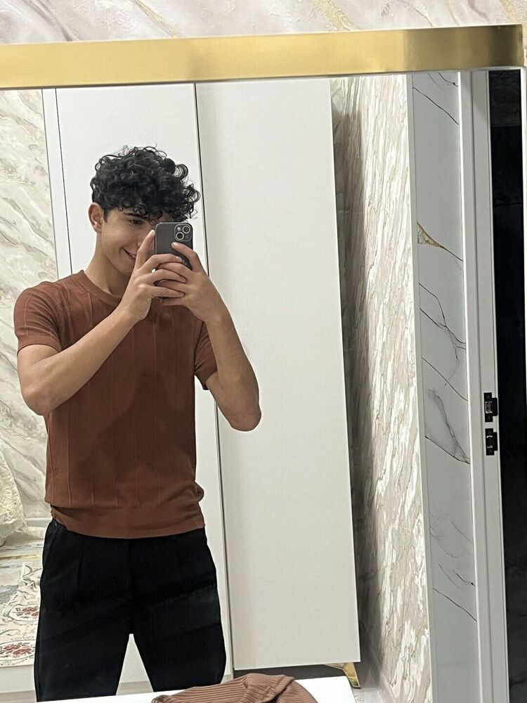  54249030  Aido, 19 ,    