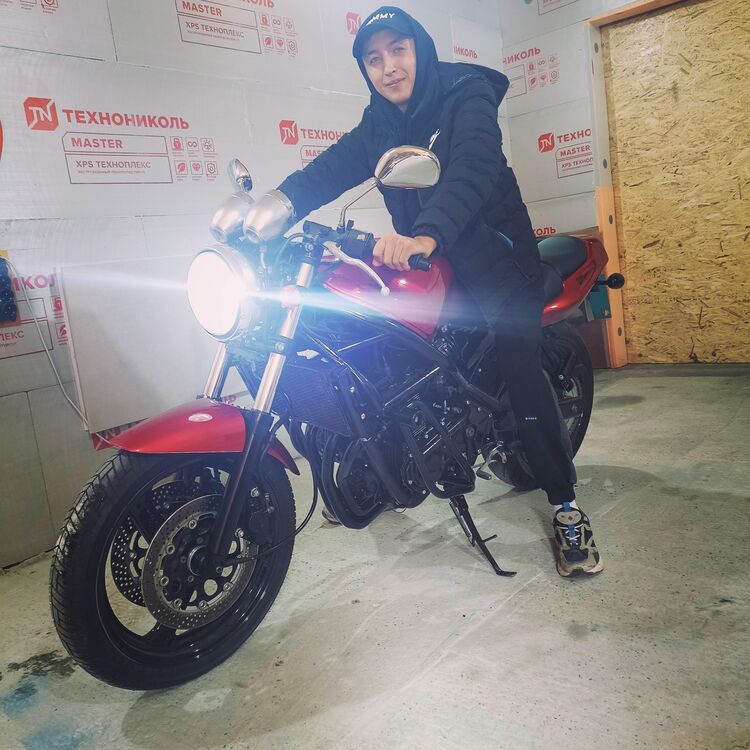  29238600  Alyosha, 25 ,     