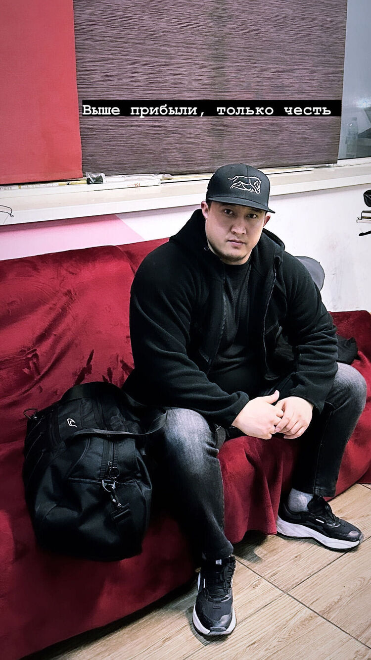 ���� 42180440 ������� �����, 32 ����, ���� ���������� � �������