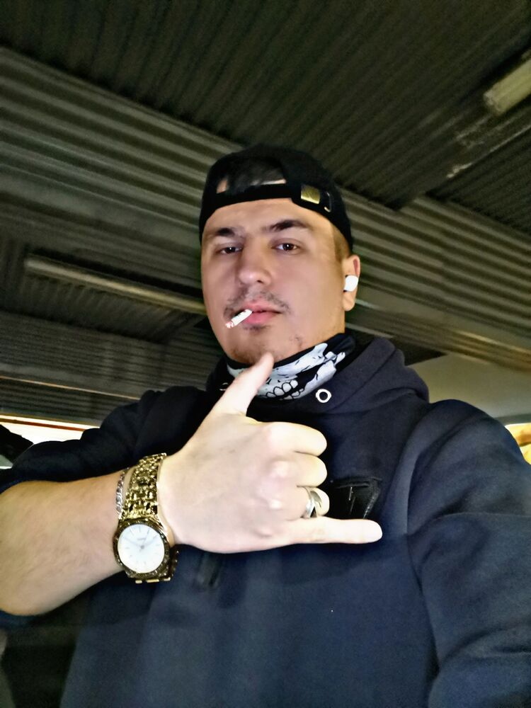  48053780  , 37 ,    