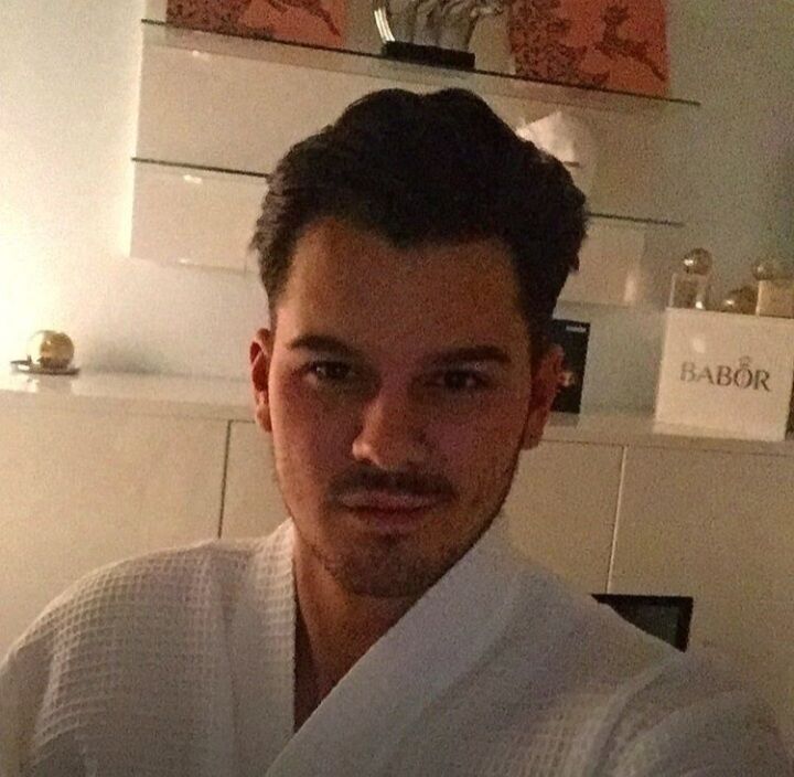  27034500  Sergeiiii, 34 ,    