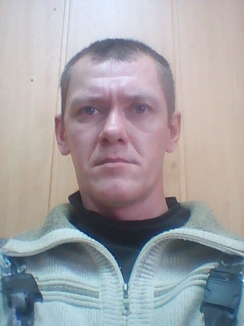  40806150  Denis, 40 ,    
