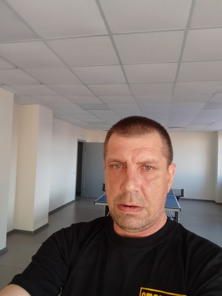  42529510  , 52 ,    