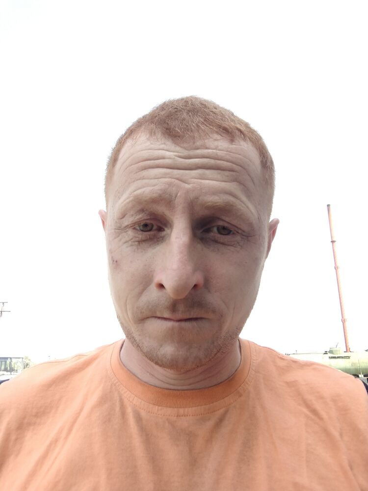  ,   Vlad, 37 ,   ,   