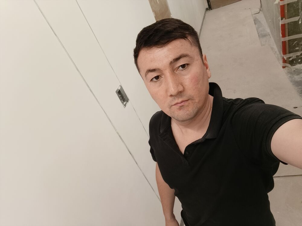  54409070  Fayzullo, 30 ,    