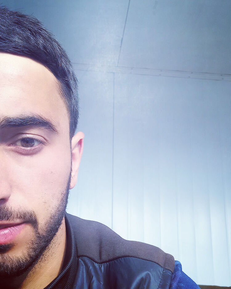  43728980  , 26 ,    