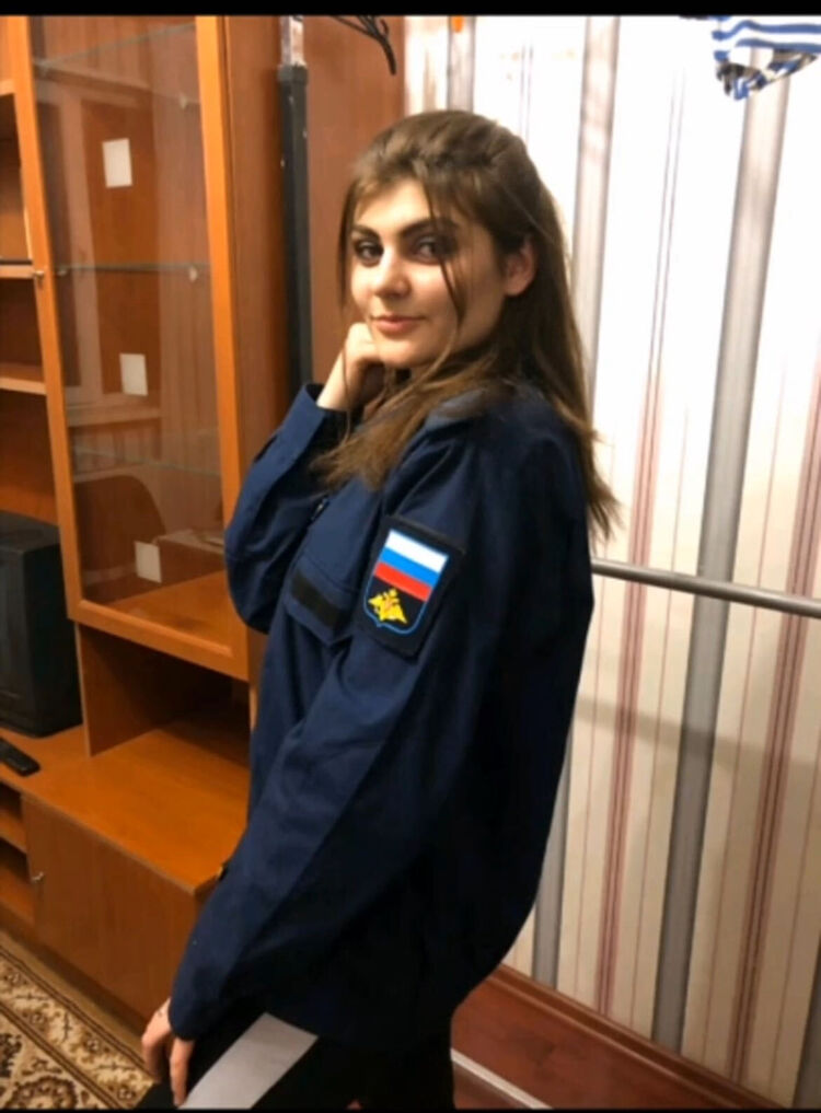  54318840  Katushka, 26 ,    