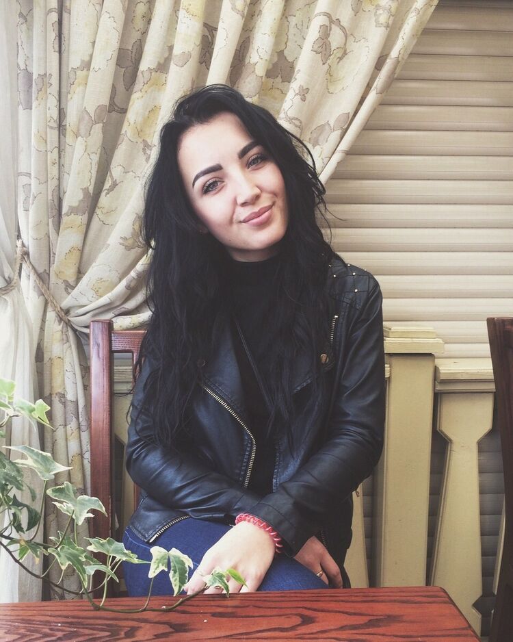  ,   VIKTORIA, 25 ,   ,   , c 