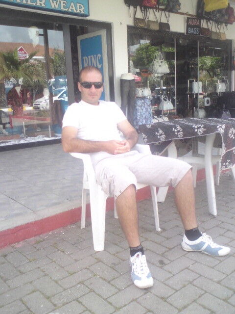  4245960  Eldar, 41 ,    