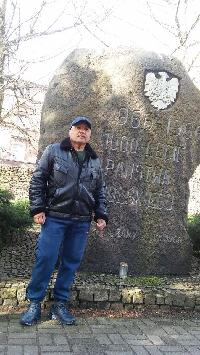  19611410  Madimurod, 49 ,    Zary