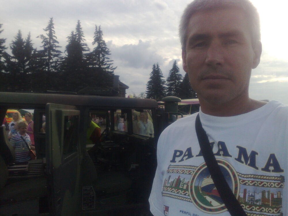  5428070  Mihail, 53 ,    