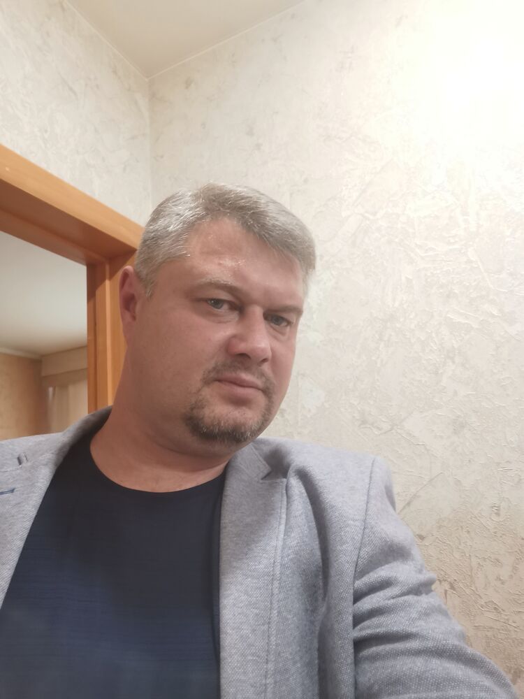  28856240  , 44 ,    