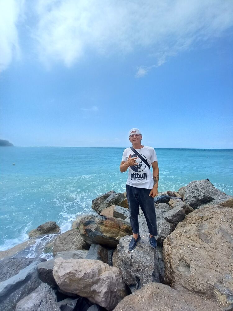  36070730  , 23 ,    