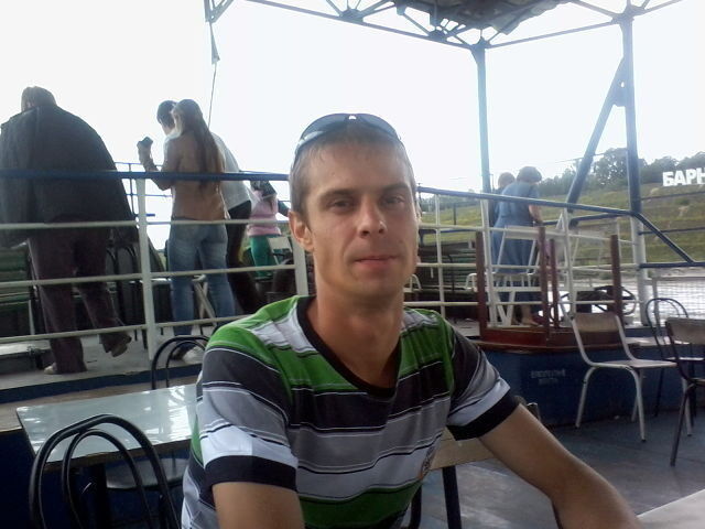  ,   Konstantin, 36 ,   