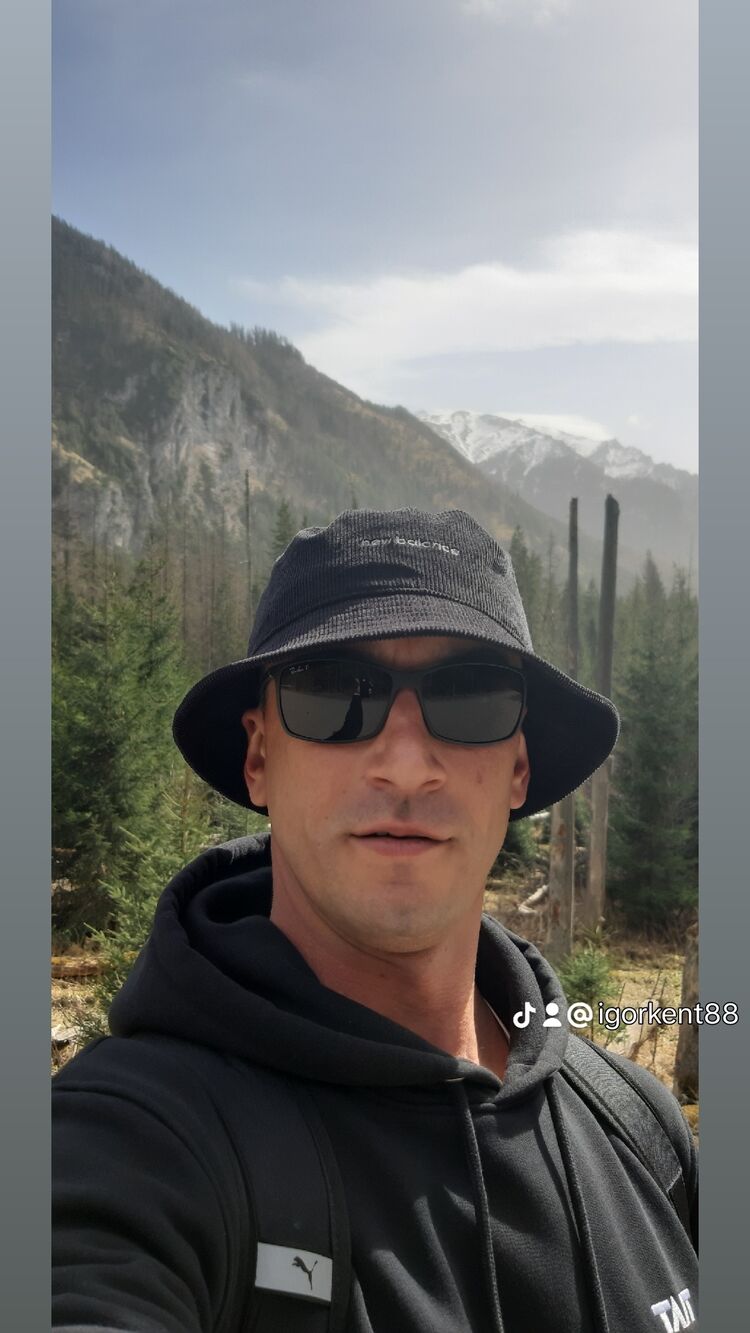  43393010  Igorek, 37 ,    