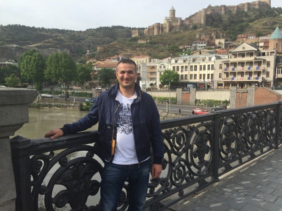  ,   Elshan, 39 ,   ,   , c 