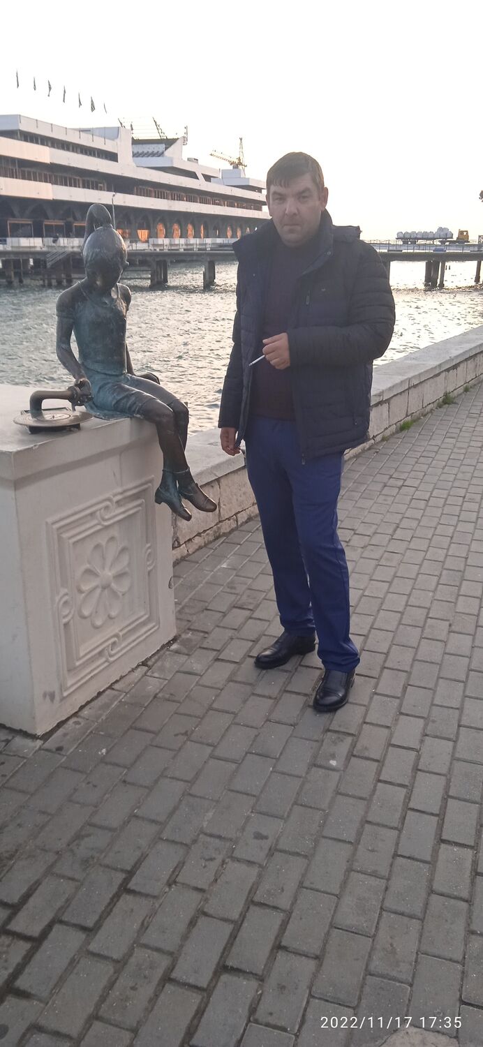  30709260  Karlovich, 40 ,    