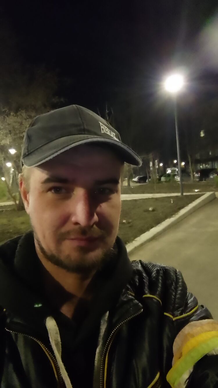  33827270  Ildar, 35 ,    