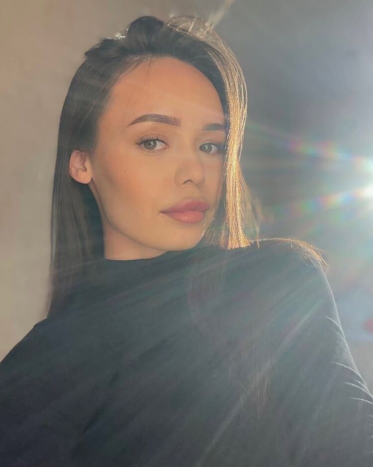  54352950  , 23 ,    --