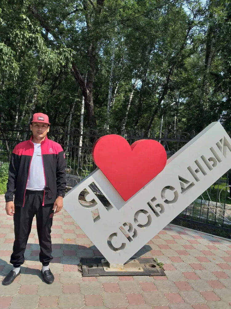  20944230  Dima, 39 ,    